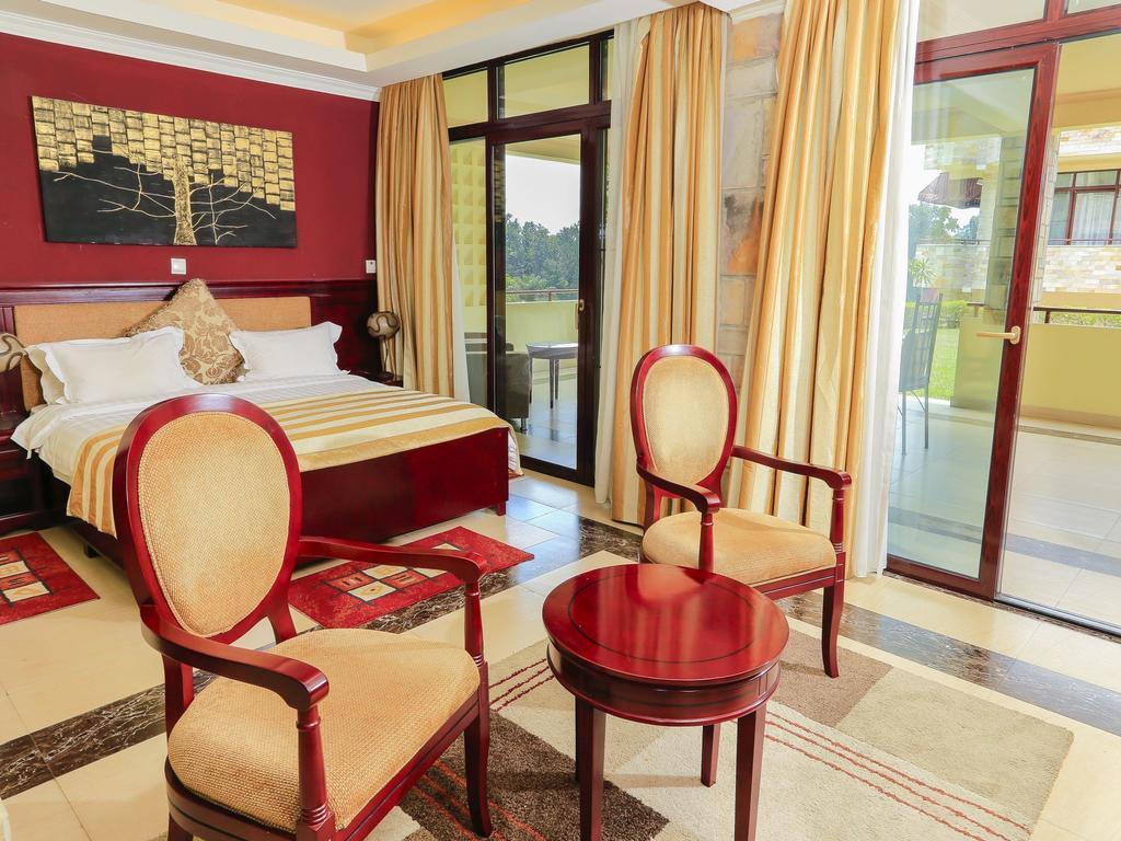 Roca Golf Hotel บุจัมบุรา ห้อง รูปภาพ